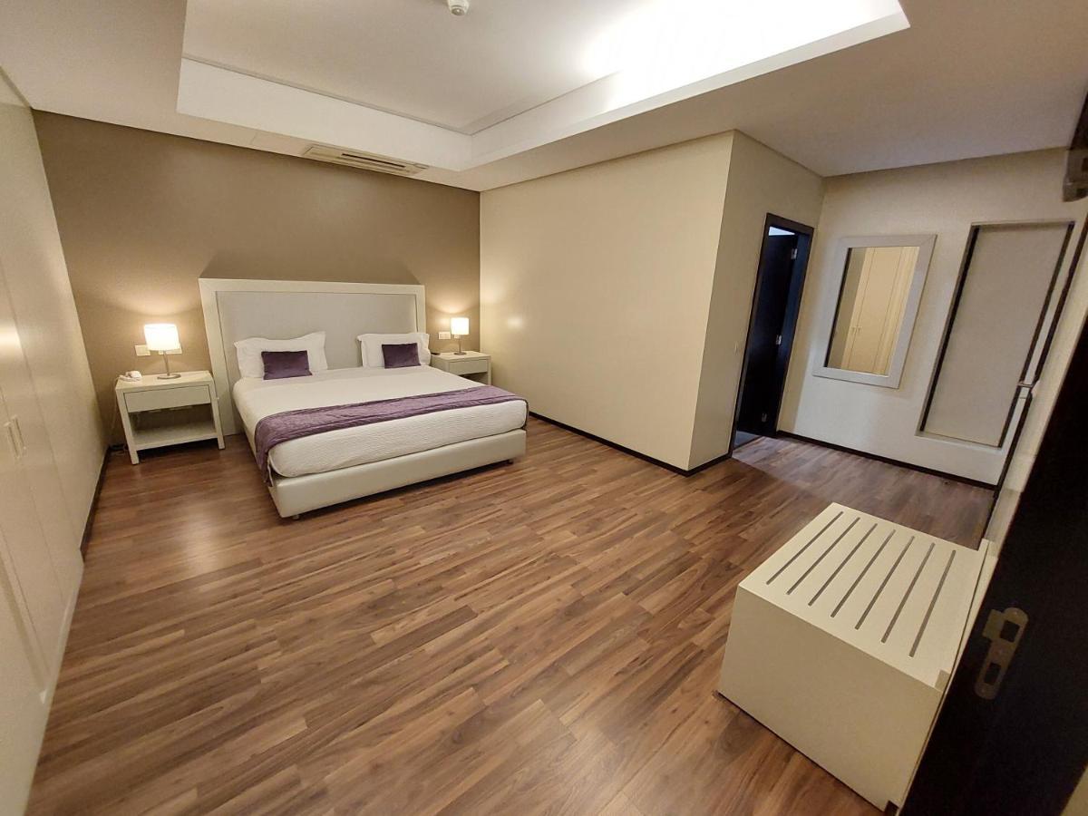 Suite City View
