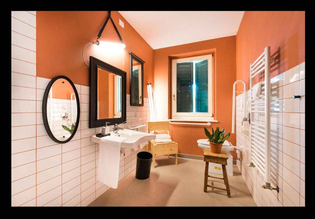 Camera Doppia con Letti Singoli con Bagno Privato Esterno