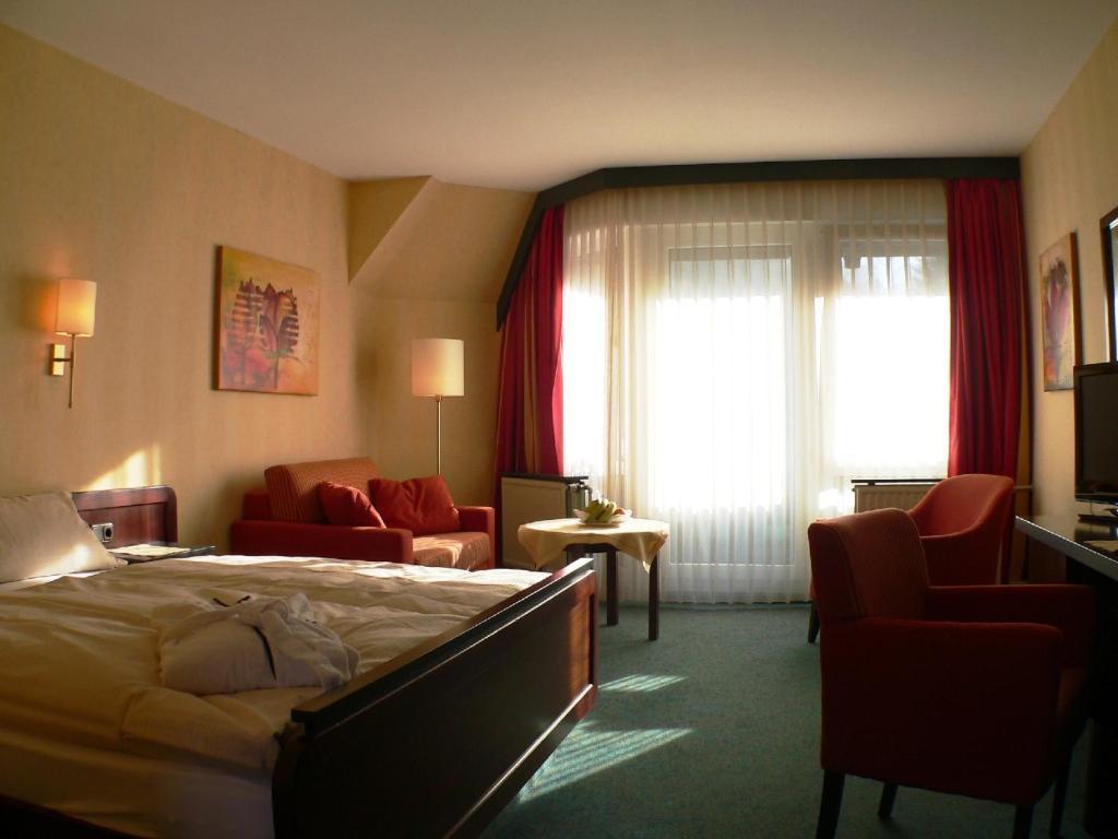 Double Room,642328620:JPEG
