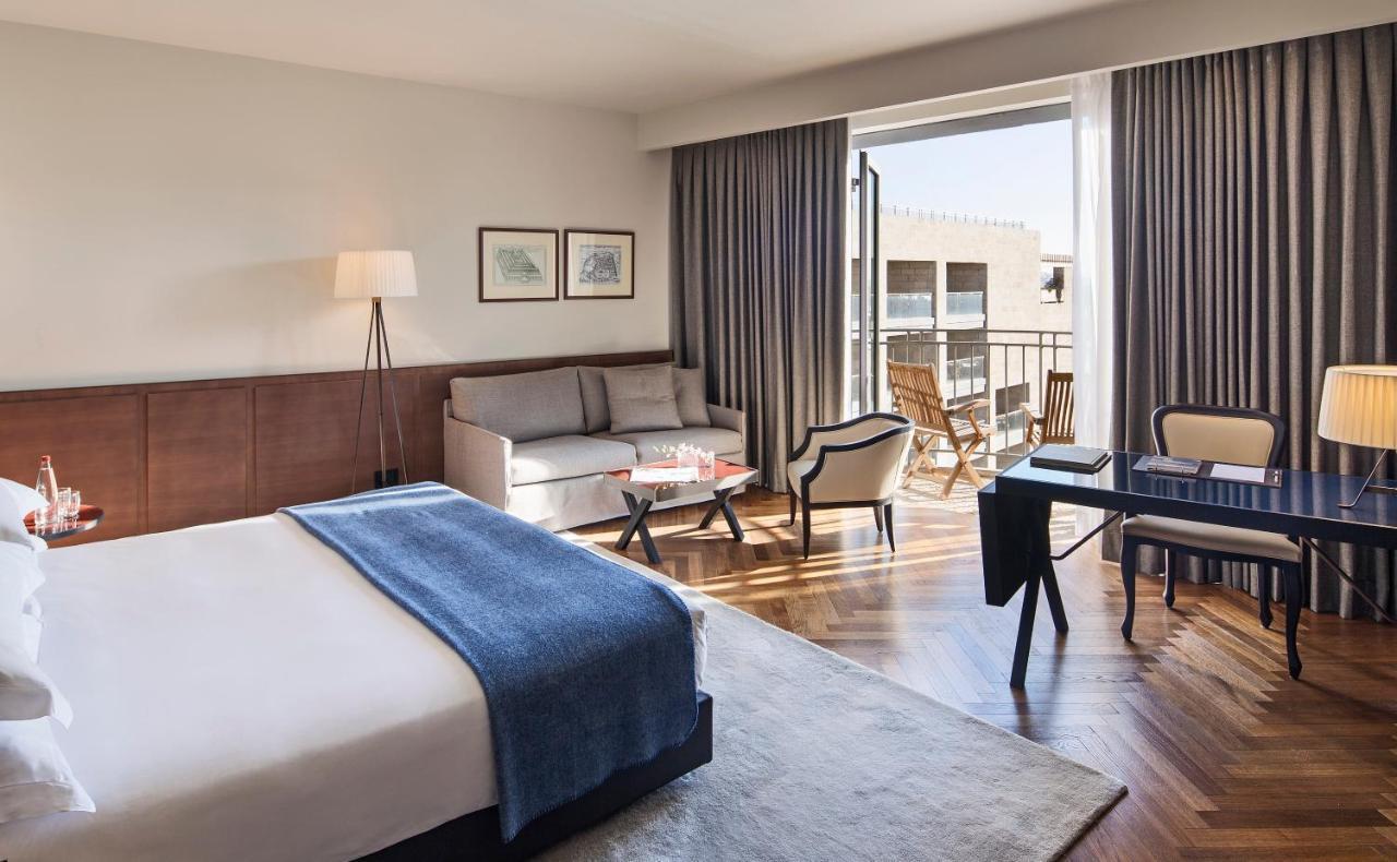Chambre Deluxe Alcôve avec Balcon - Vue sur Vieille Ville