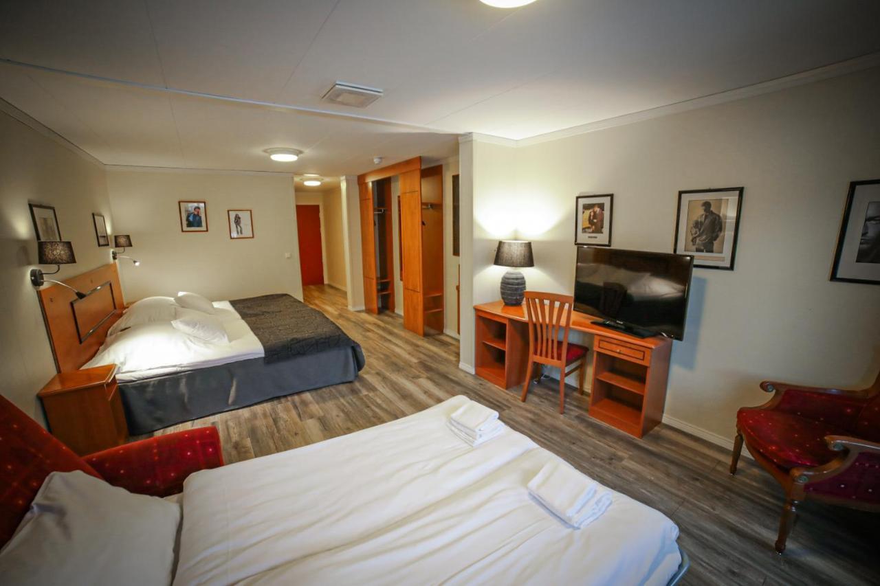 Familiekamer (2 Volwassenen + 2 Kinderen)