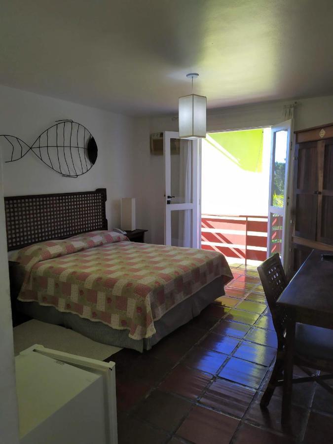 Quarto com Cama de Casal ou 2 de Solteiro