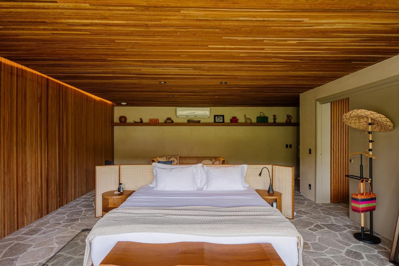 Villa com Piscina (Dupla) - Vila Renda