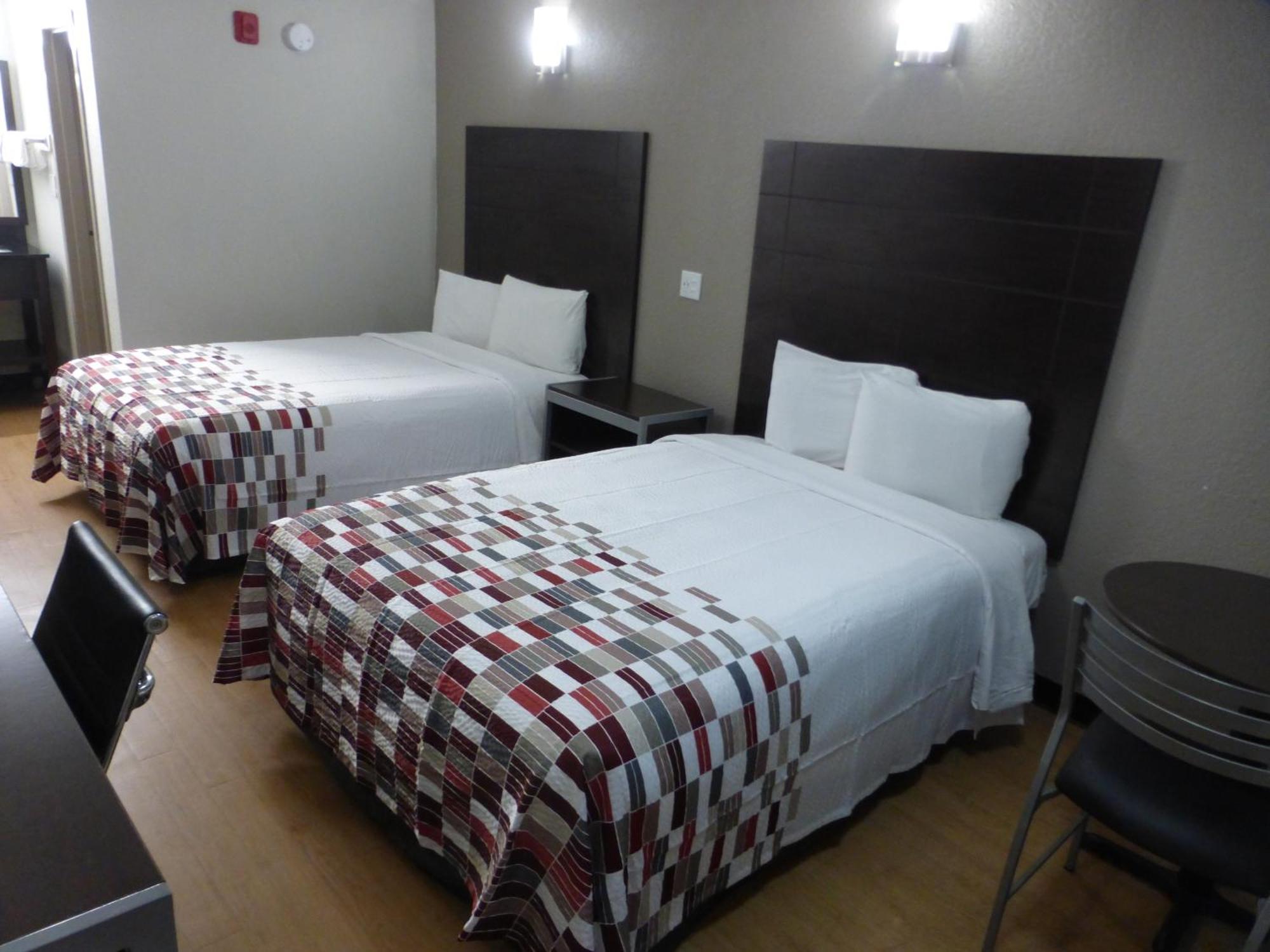 Deluxe Room with Two Double Beds Smoke Free