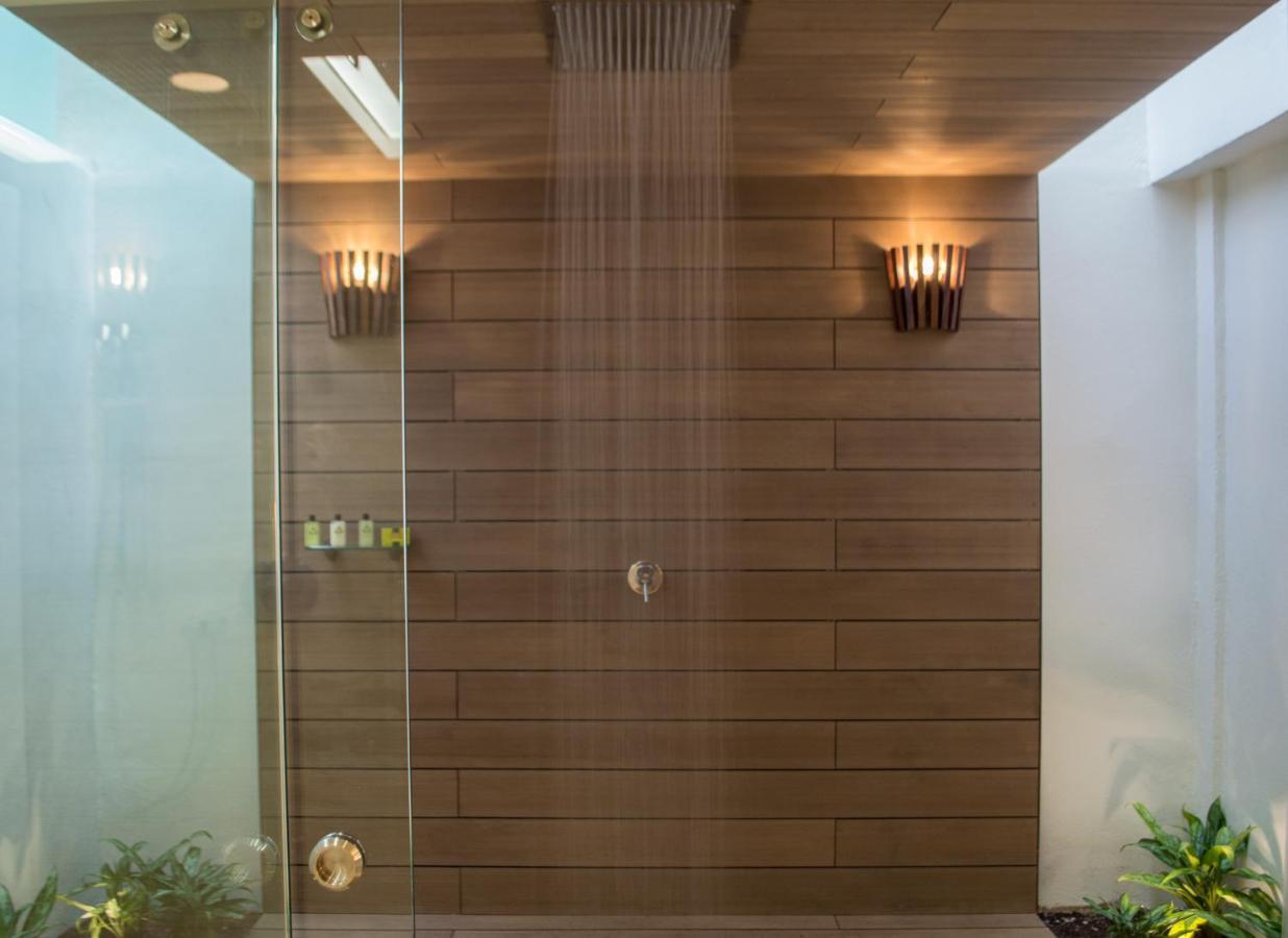 Seafront Premium King Room Outdoor Shower,1273550101:JPEG