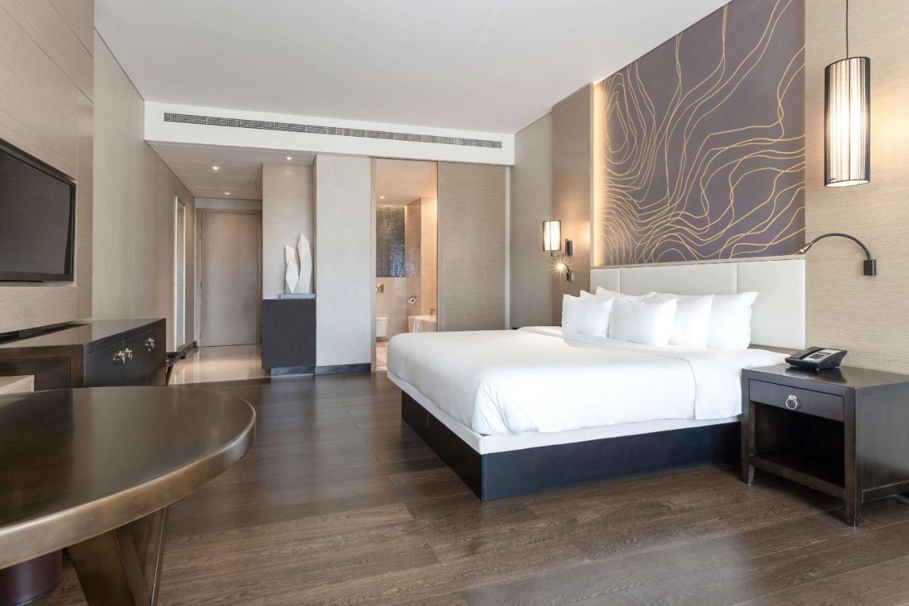 Quarto Superior Collection