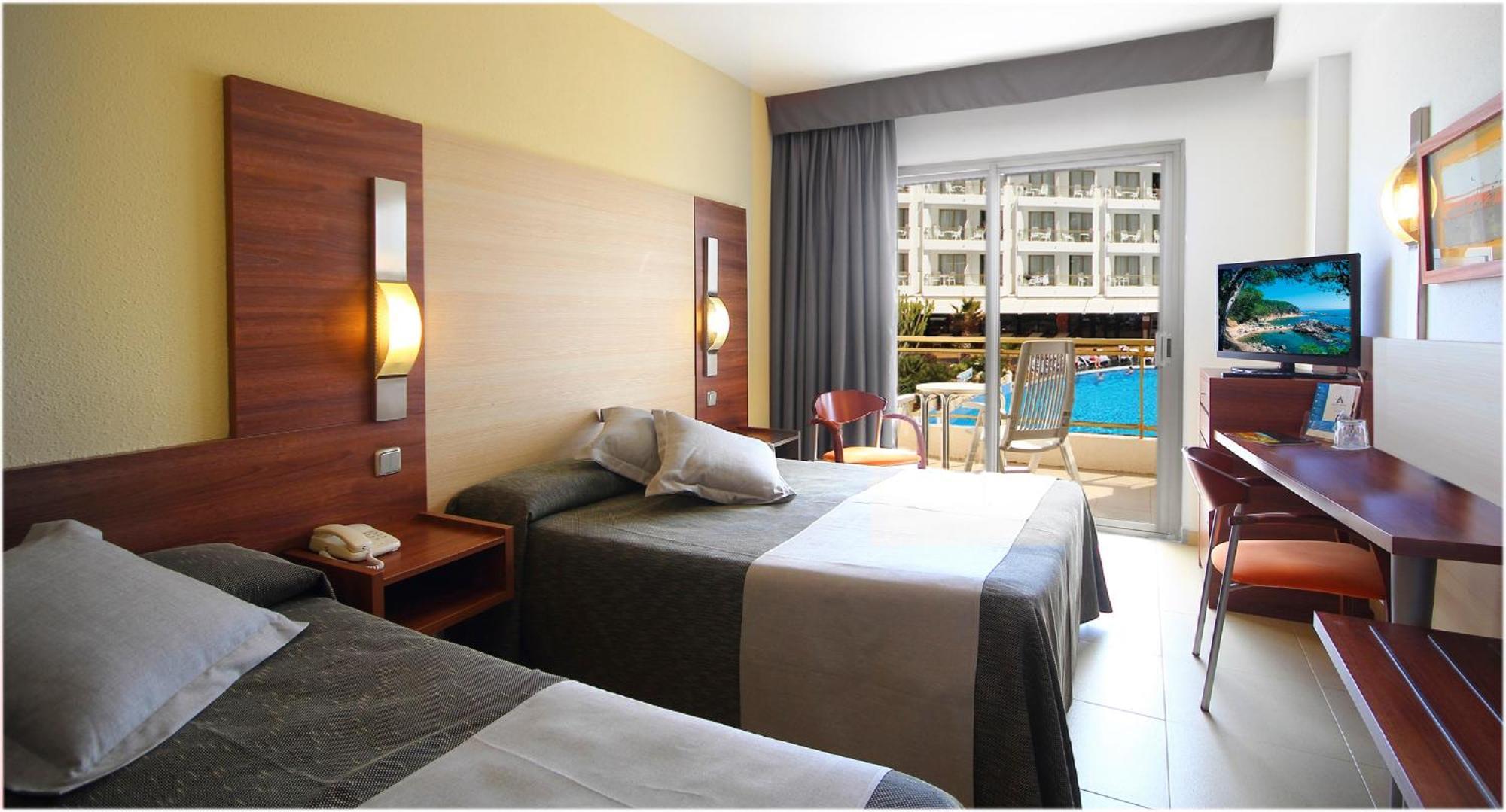 Premium Triple Room,1207868437:JPEG