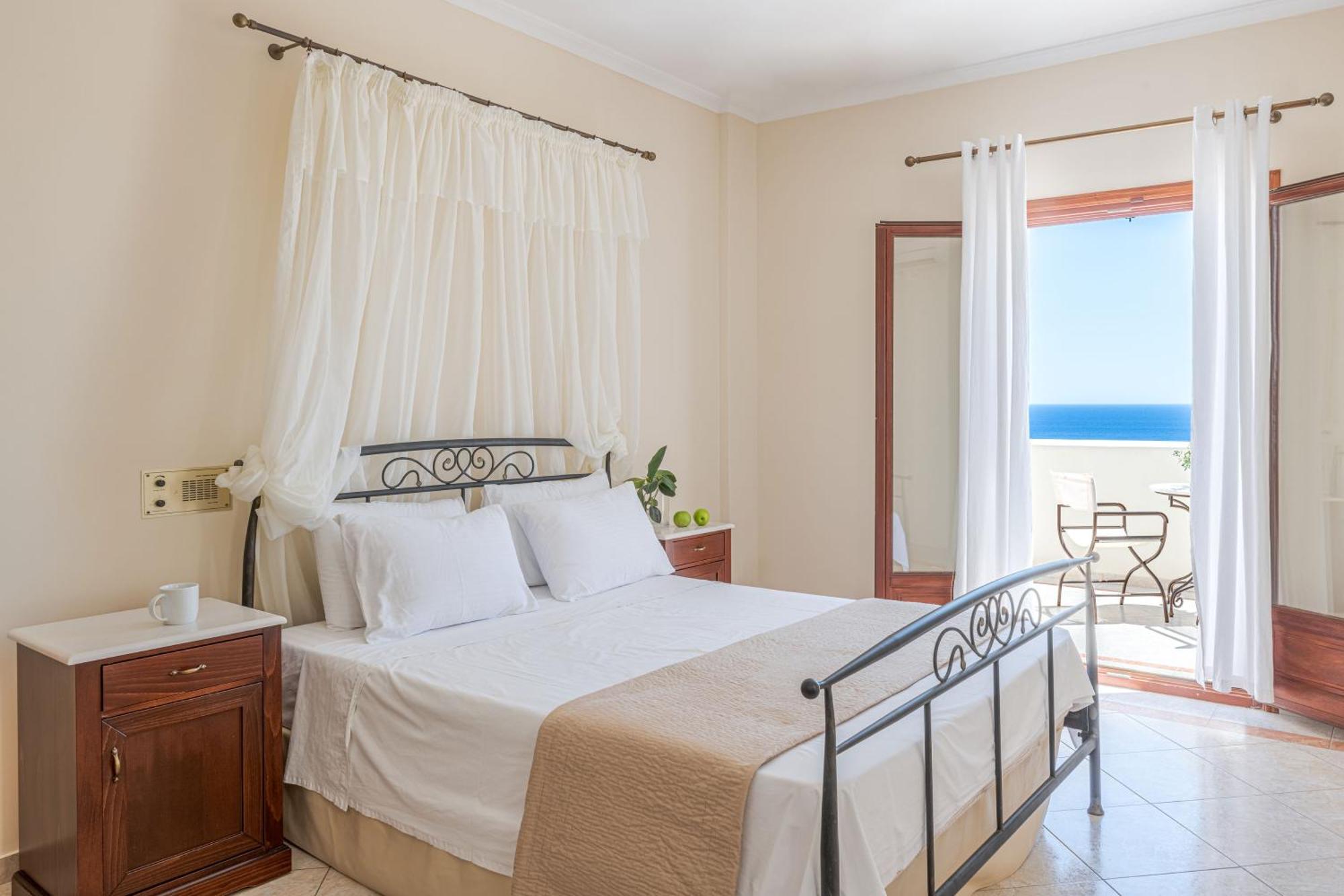 Deluxe Room Sea View