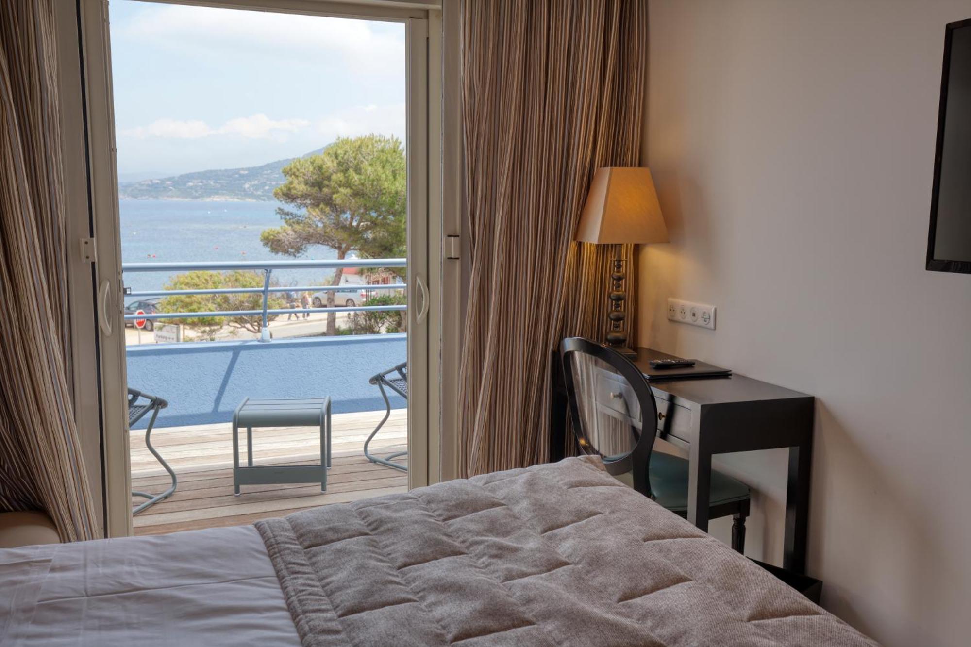Chambre Supérieure avec Terrasse - Vue sur Mer
