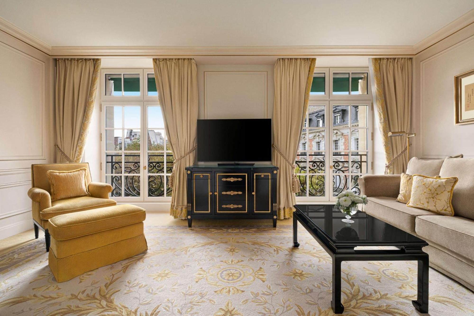 Junior Suite Paris View