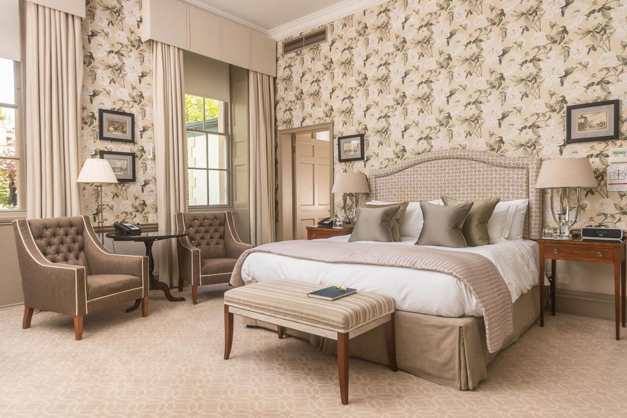 Superior Deluxe Room,1558378279:JPEG