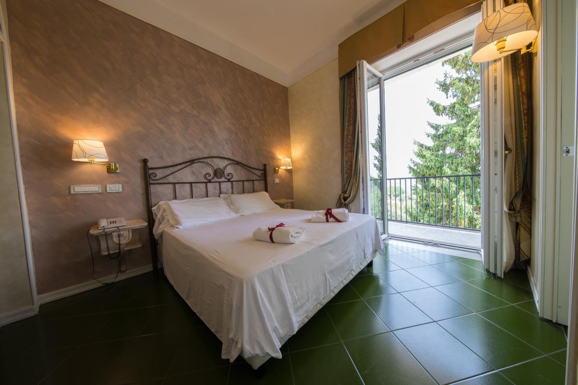 Superior Double Room,1544140288:JPEG