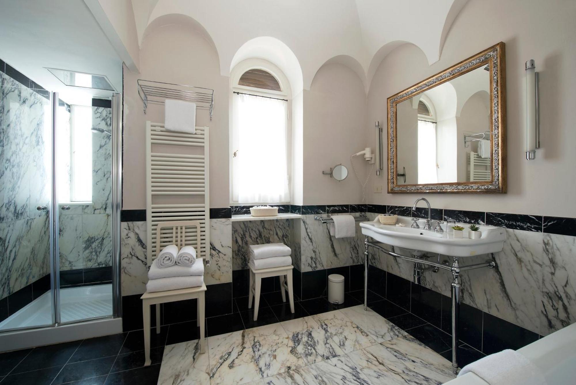 Deluxe Double or Twin Room Balcony