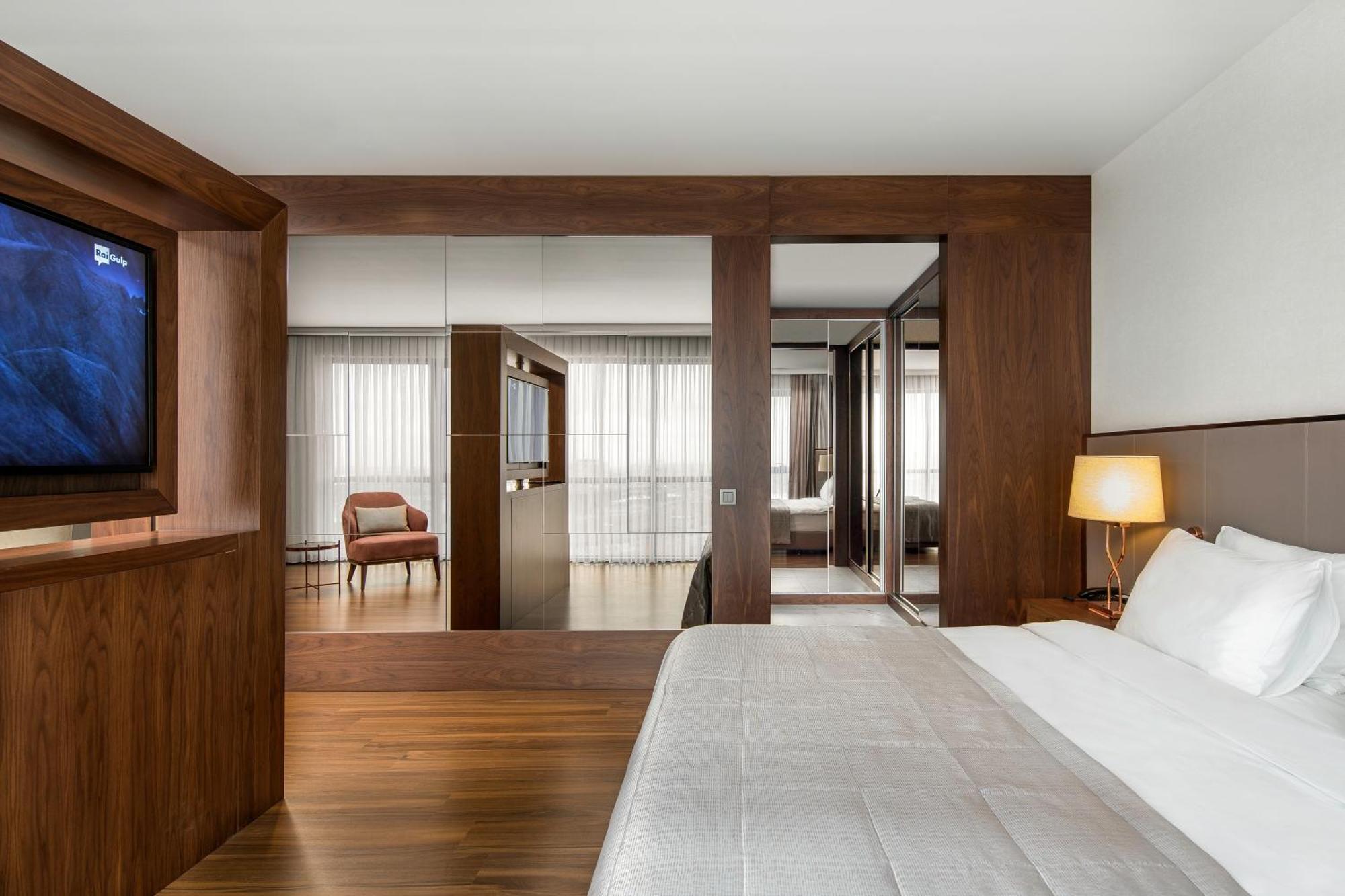 Junior Suite Golden Horn View,1209777688:JPEG