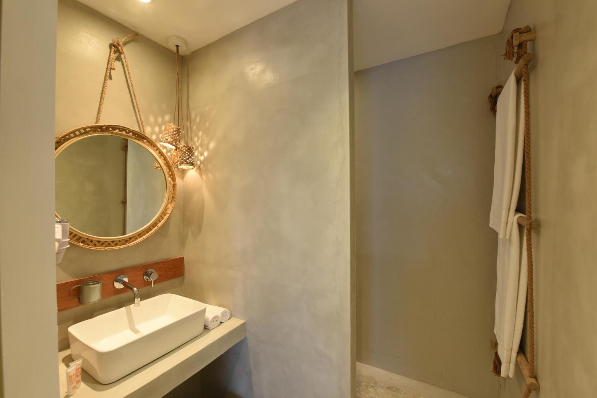 Chambre Confort - Vue sur Jardin ou Montagne