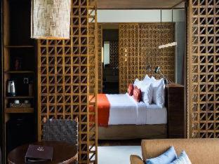 Staycation at Canopy Suite