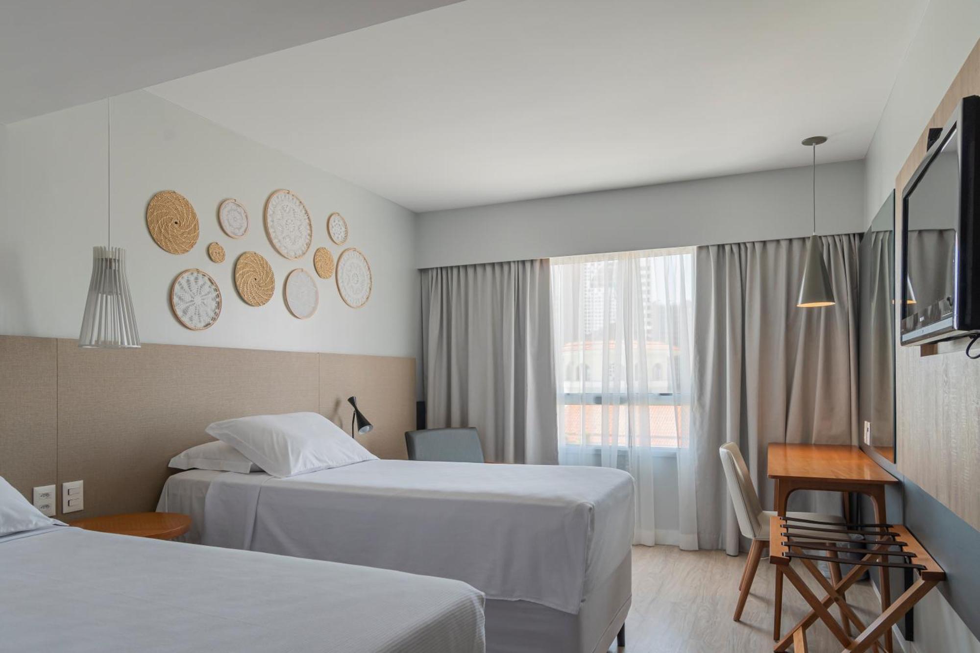 Quarto Superior com 2 Camas de Solteiro