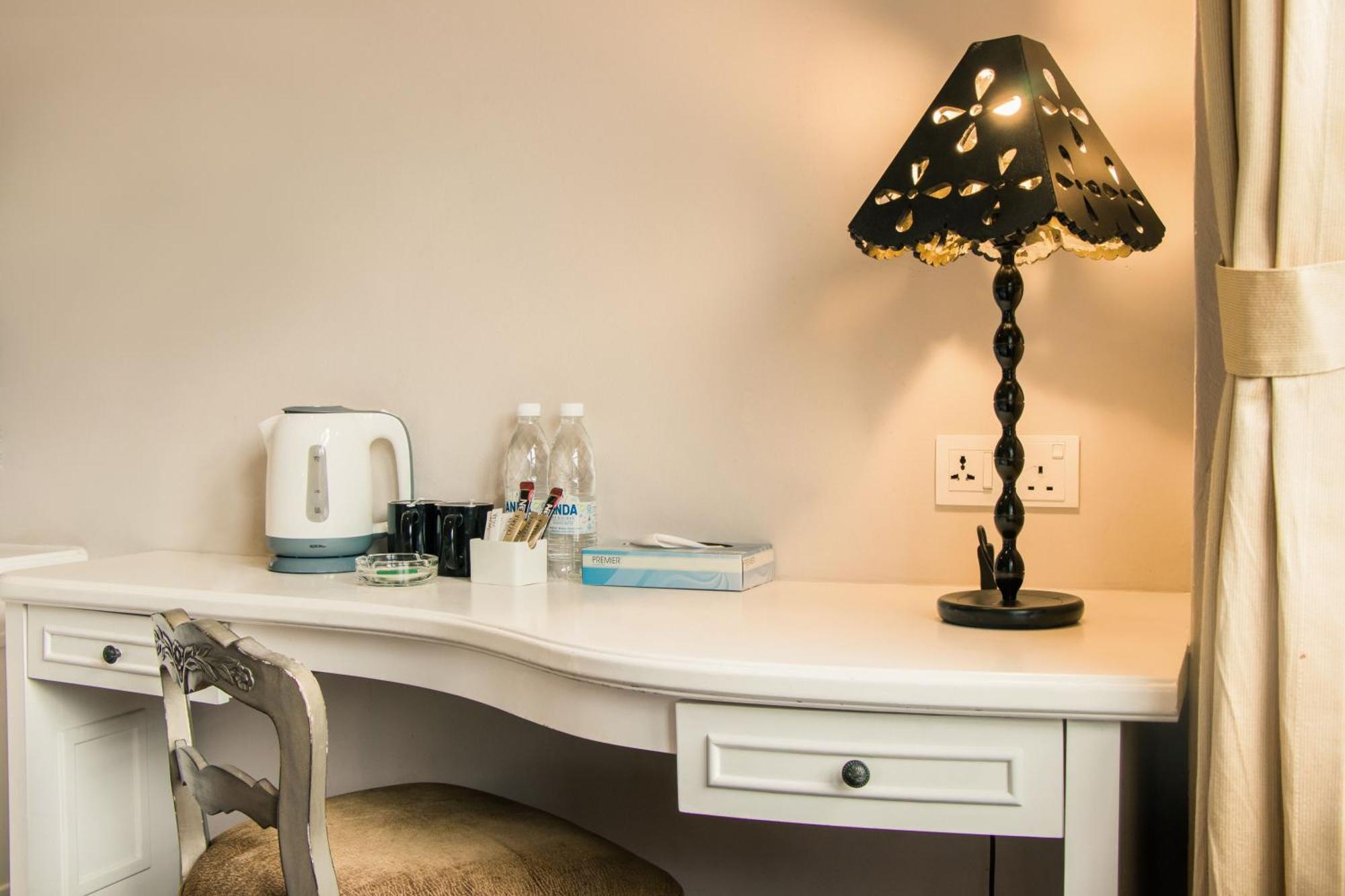 One-Bedroom Suite King
