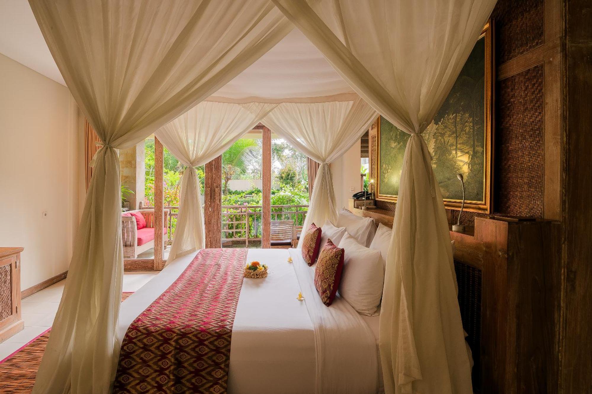 Suite with Daily Afternoon Tea and Scheduled Activities