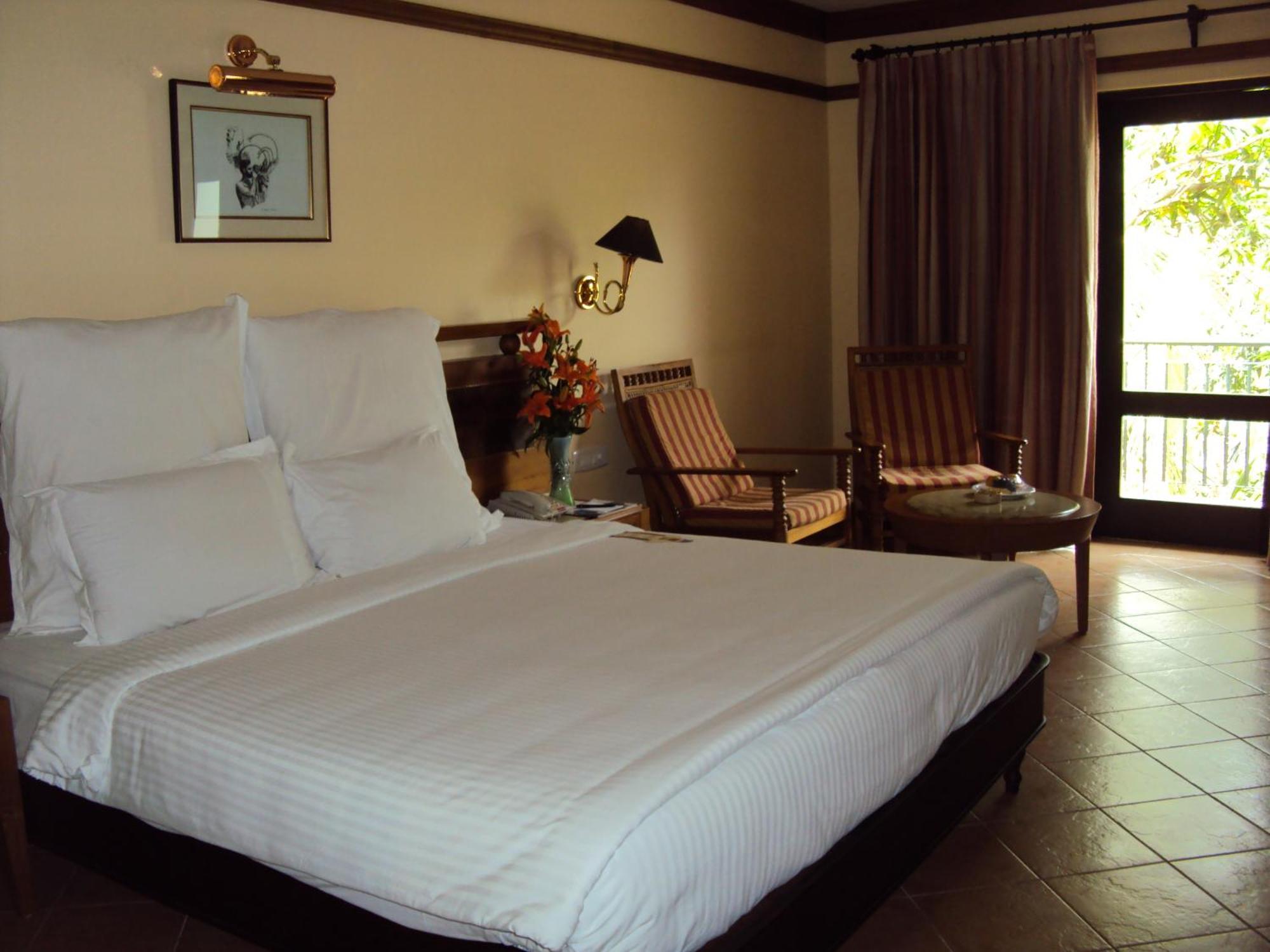 Deluxe River View - Free Wifi