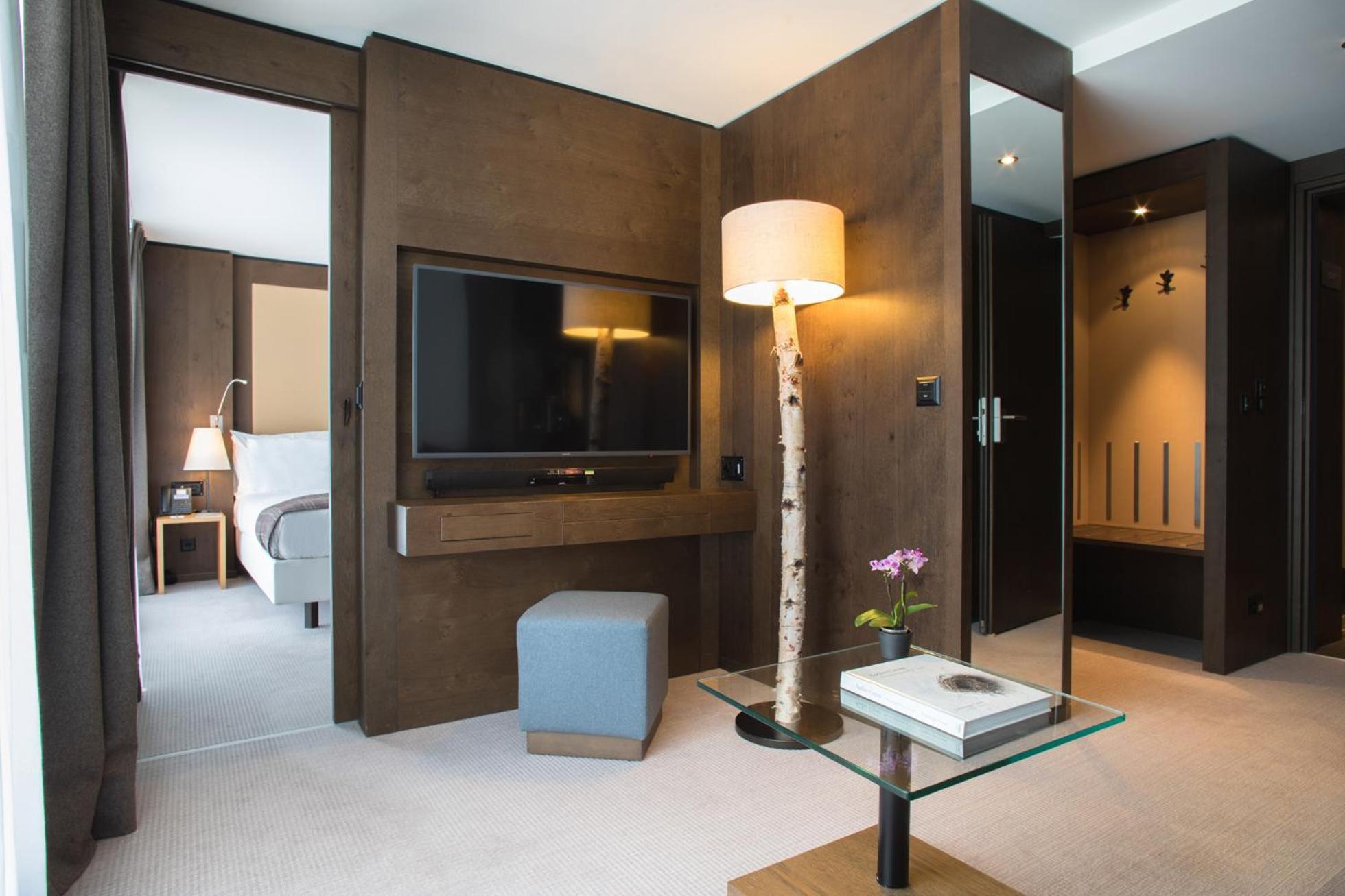 Suite forest view,1498464982:JPEG