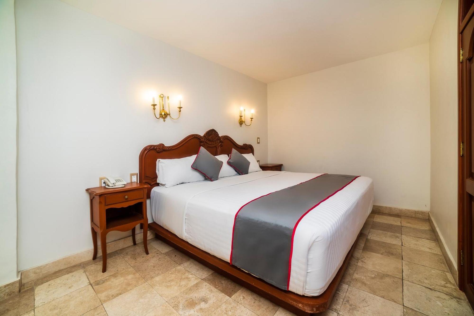 Junior Suite,1226929013:JPEG