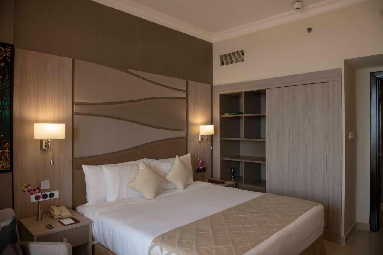 Deluxe Suite with City View with Free Shuttle Beach & Mall Transfer,1435788838:JPEG