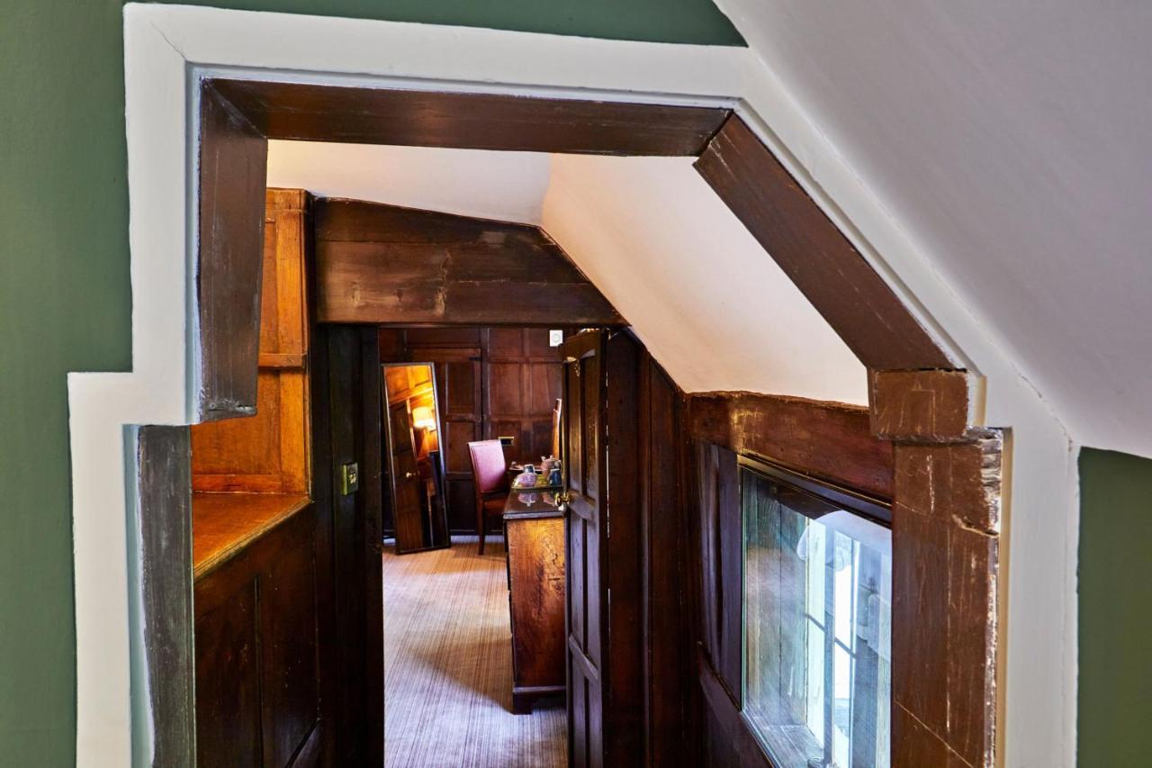 Tudor Room