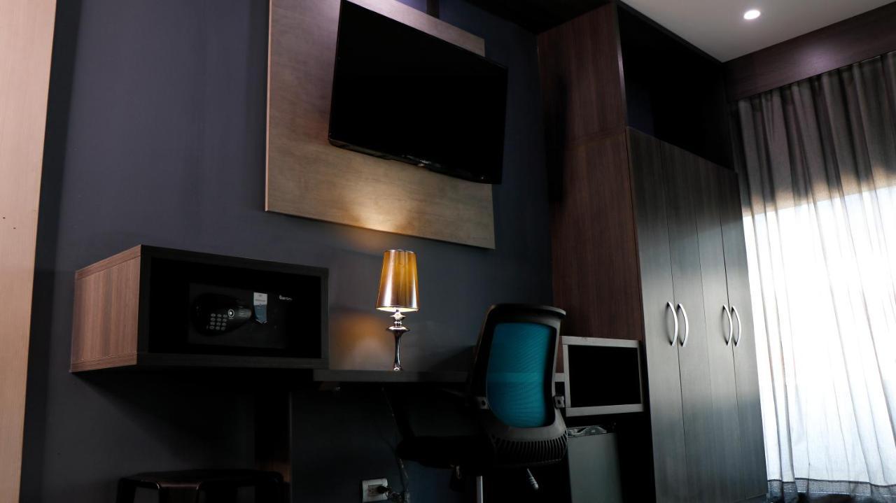 Twin Room,1357536398:JPEG