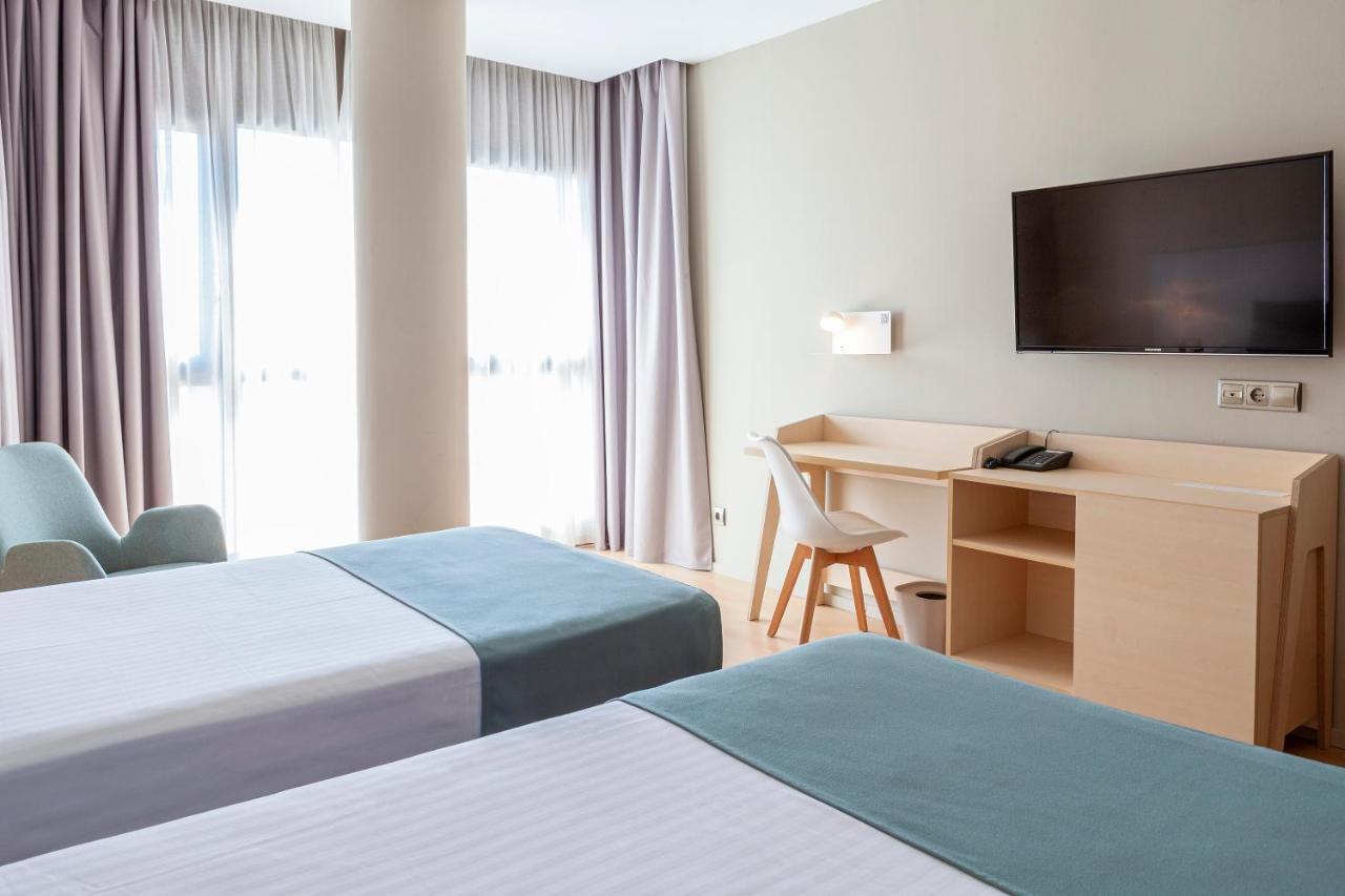 Double or Twin Room Disability Access,1246755538:JPEG