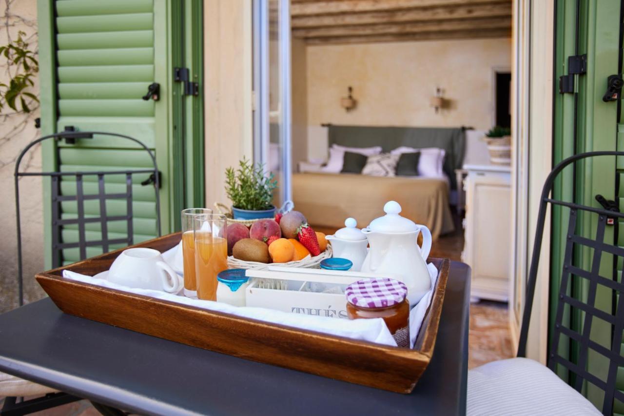 Chambre Confortable avec Balcon