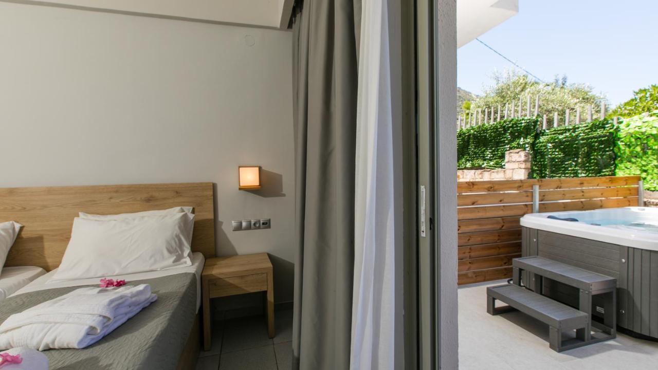 Exclusive Double Room Outdoor Jacuzzi
