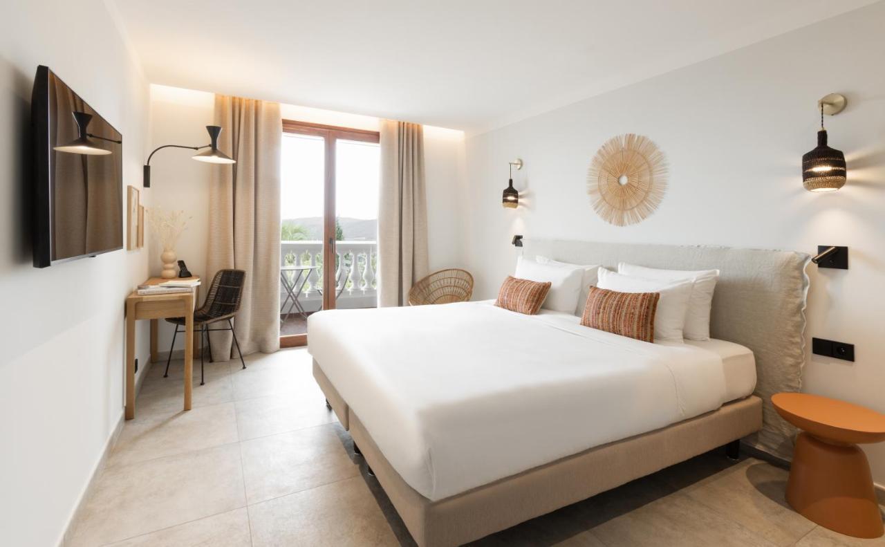 Classic Room,1226143934:JPEG