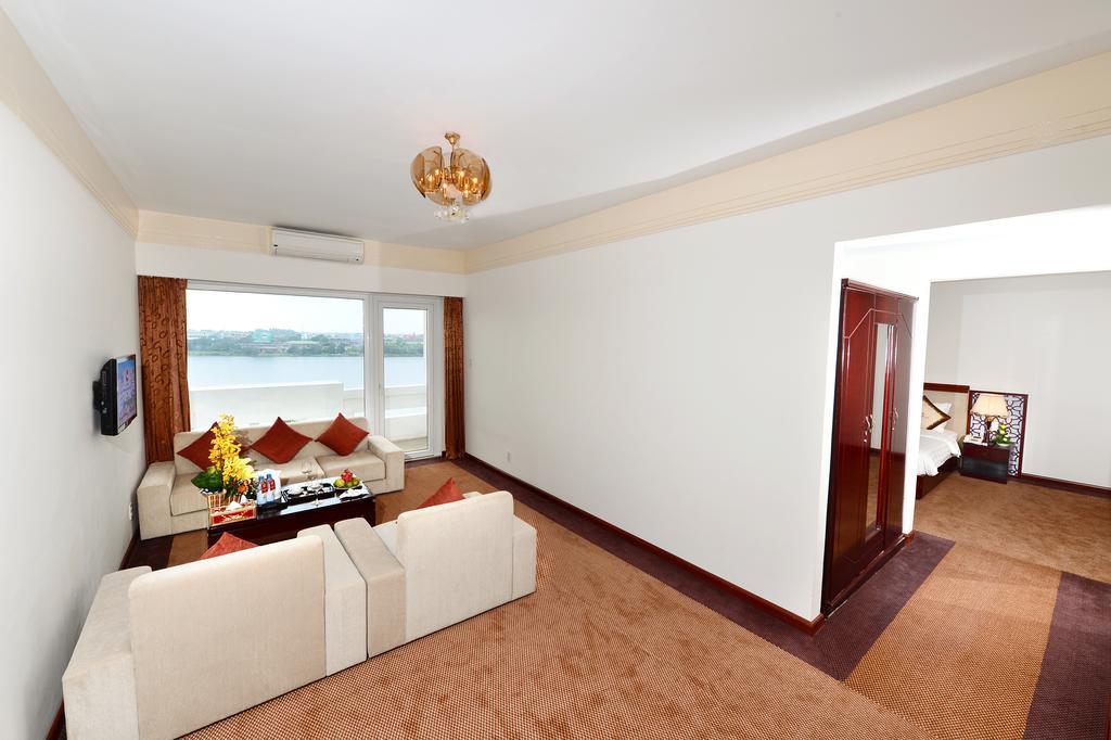 Executive Suite River View