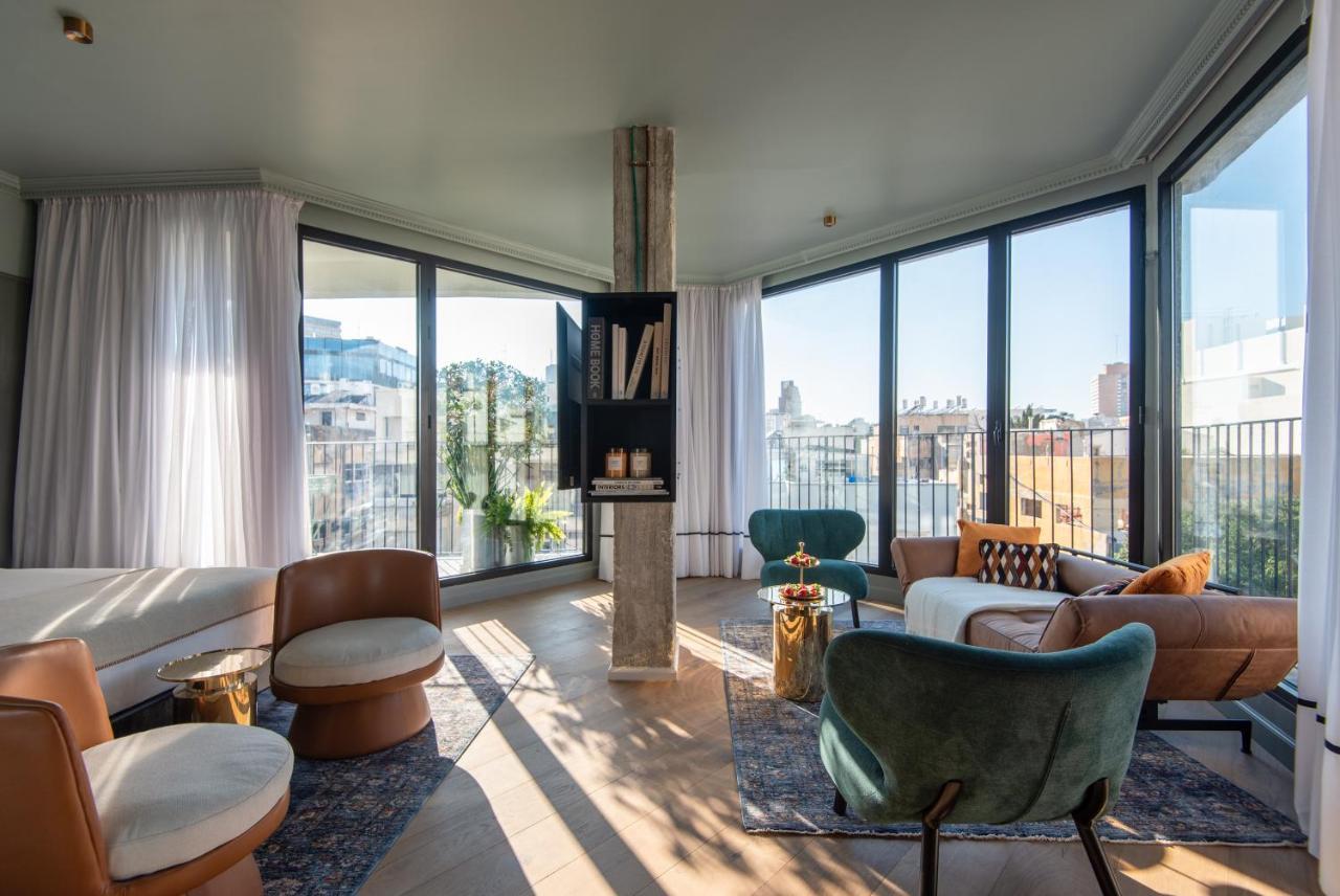 Junior Suite with Balcony