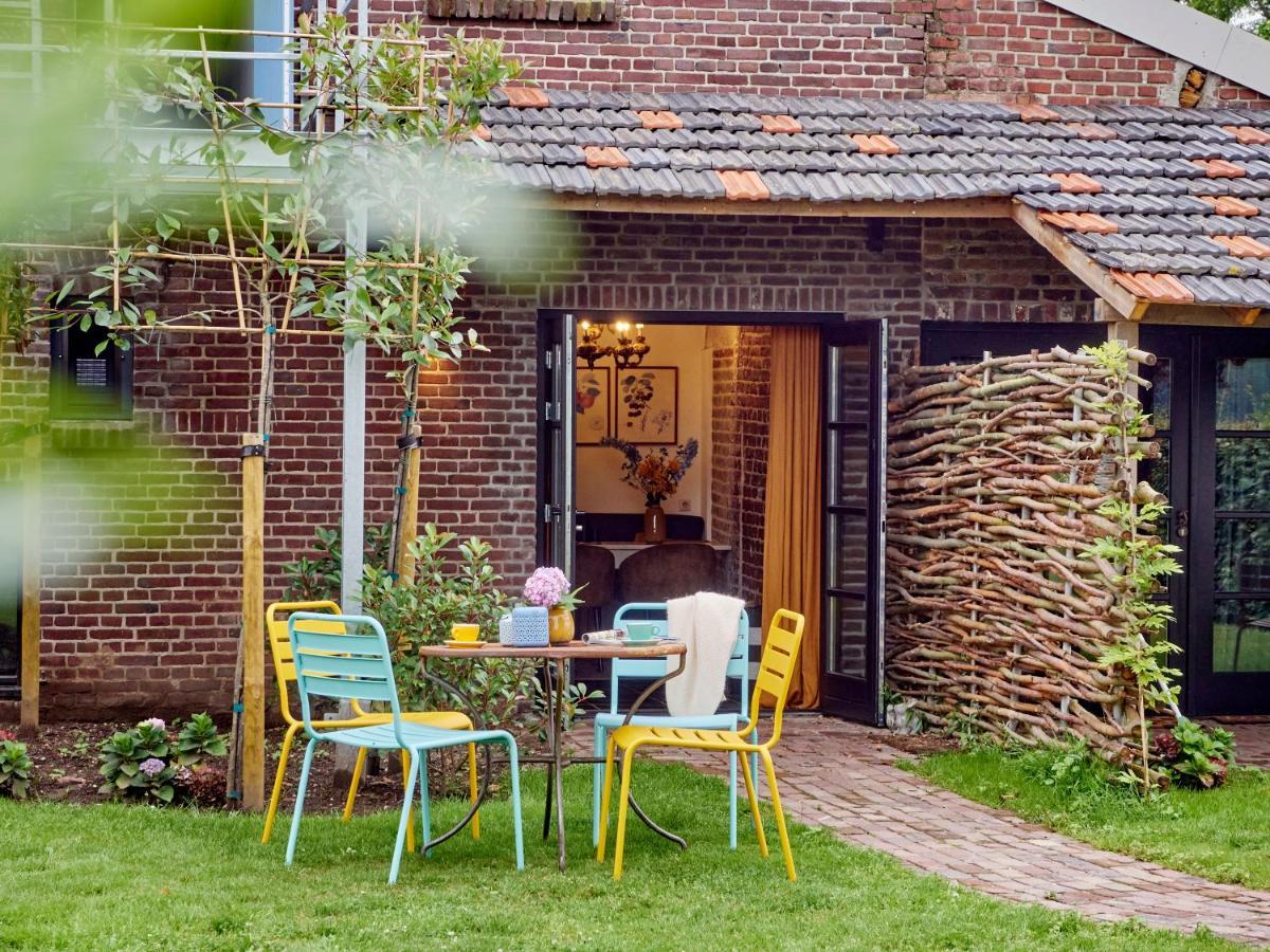 Family Room Garden View
