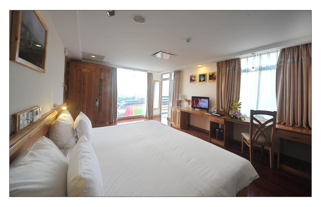 Quarto Executivo com Cama de Casal ou 2 de Solteiro