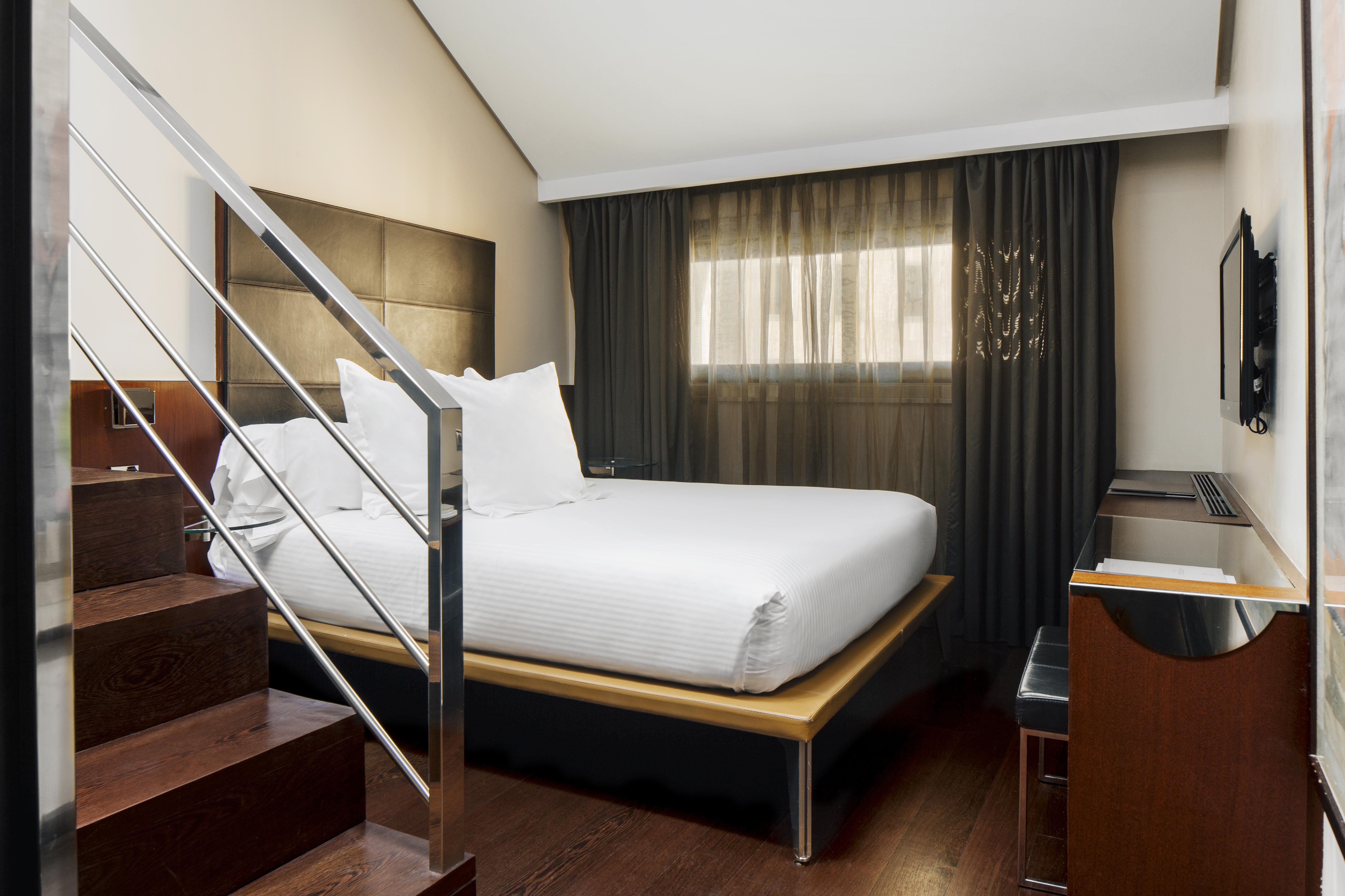 Quarto Superior Deluxe com Cama de Casal ou 2 de Solteiro