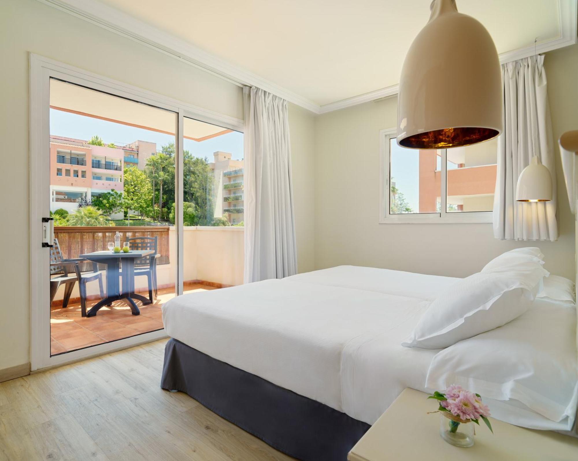 Appartement met 2 Slaapkamers (2 Volwassenen + 2 Kinderen tot 10 Jaar)