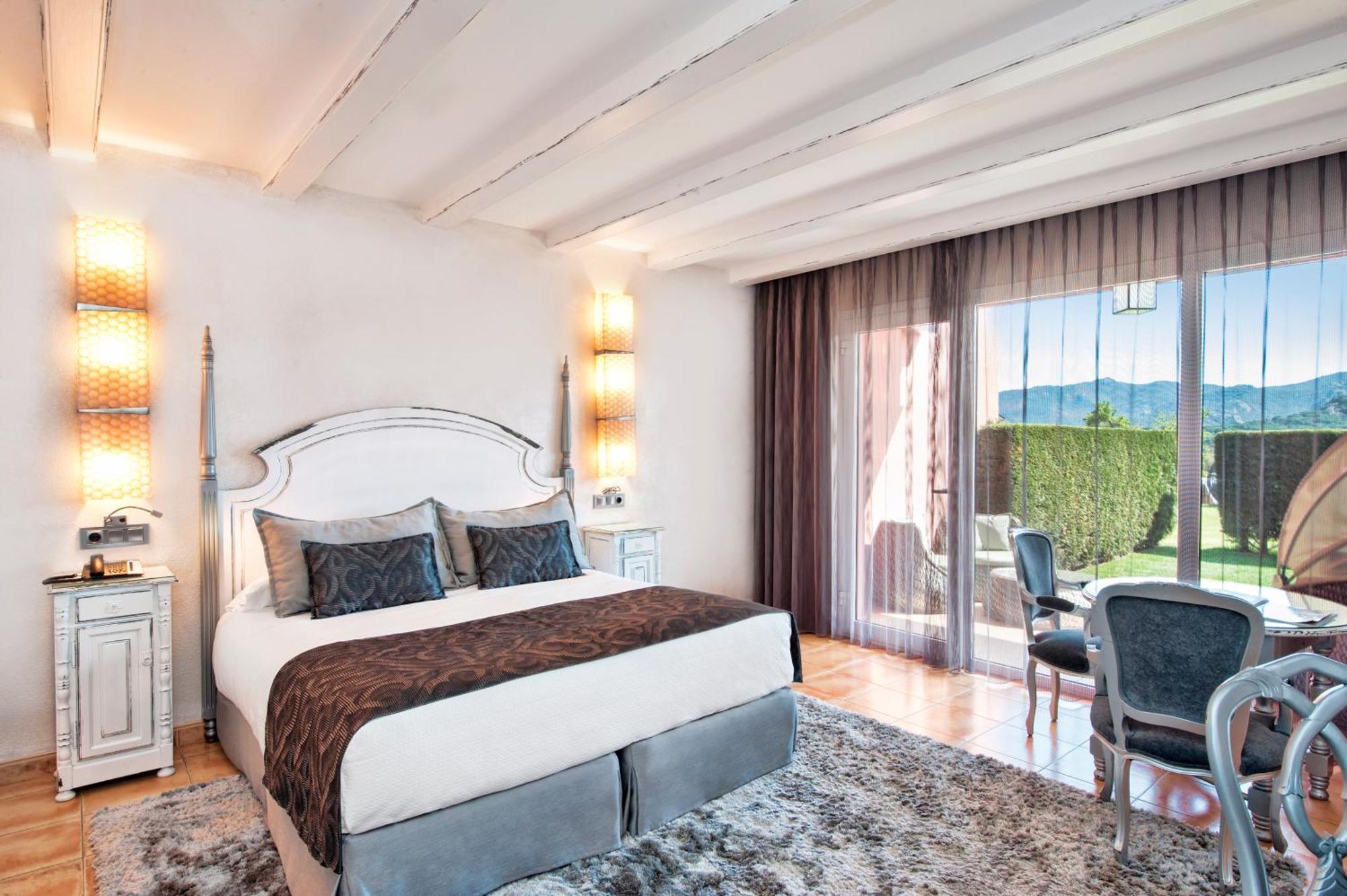 Double Room Private Garden Spa Access