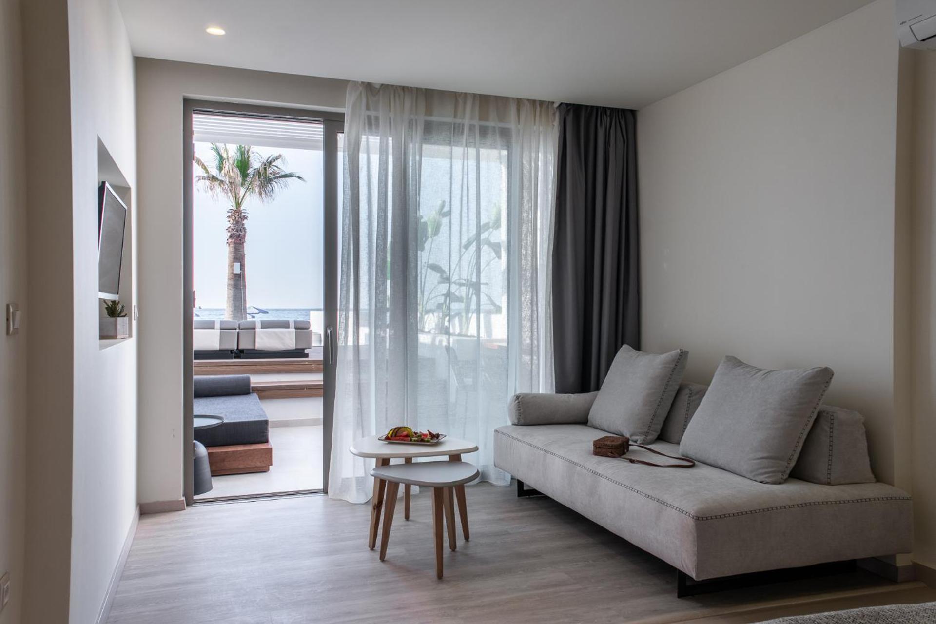 Superior Double Room Sea View Private Pool,1432166596:JPEG