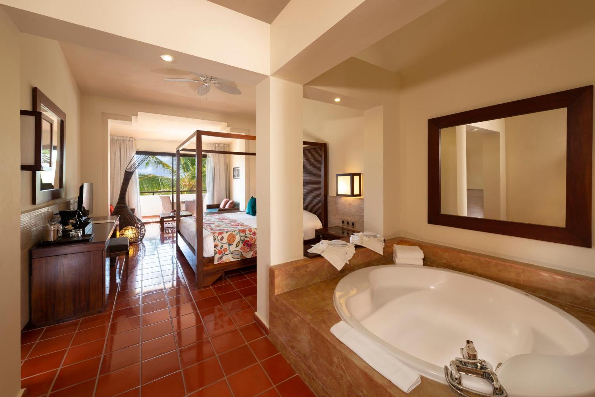 Superior Junior Suite