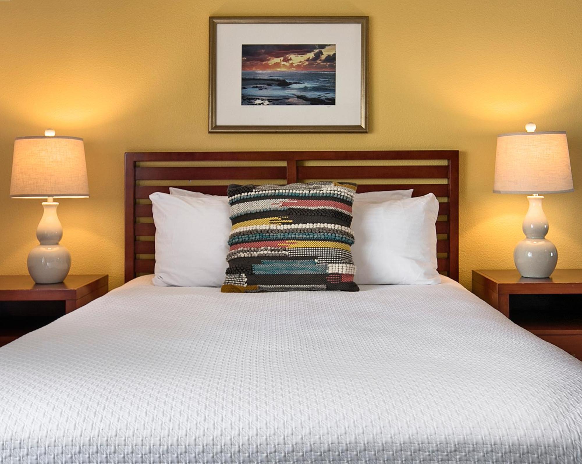 All New Terrace Ocean View Queen Studio Stair Access Only