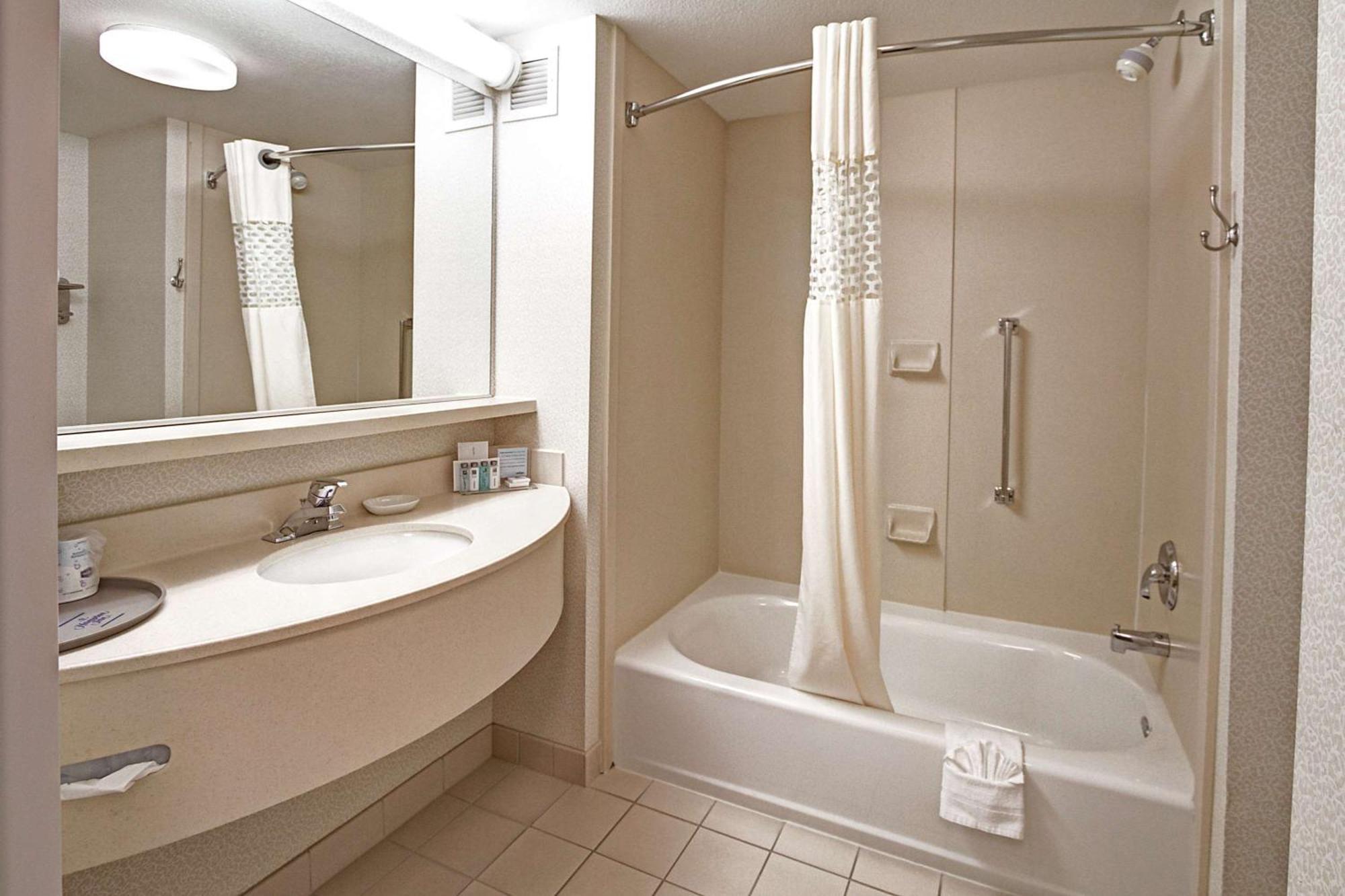 Room with Two Queen Beds - Non-Smoking