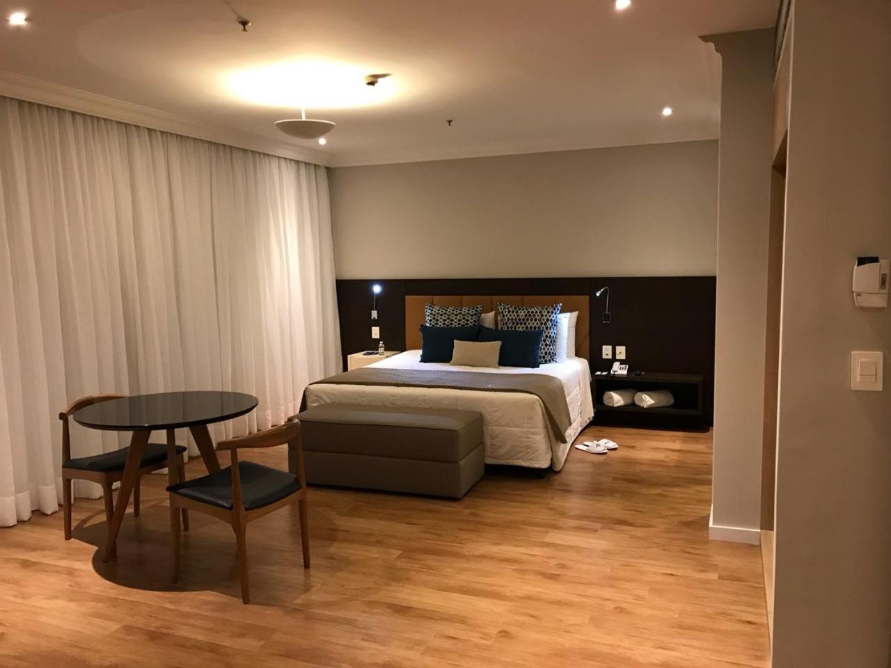 Premium Suite
