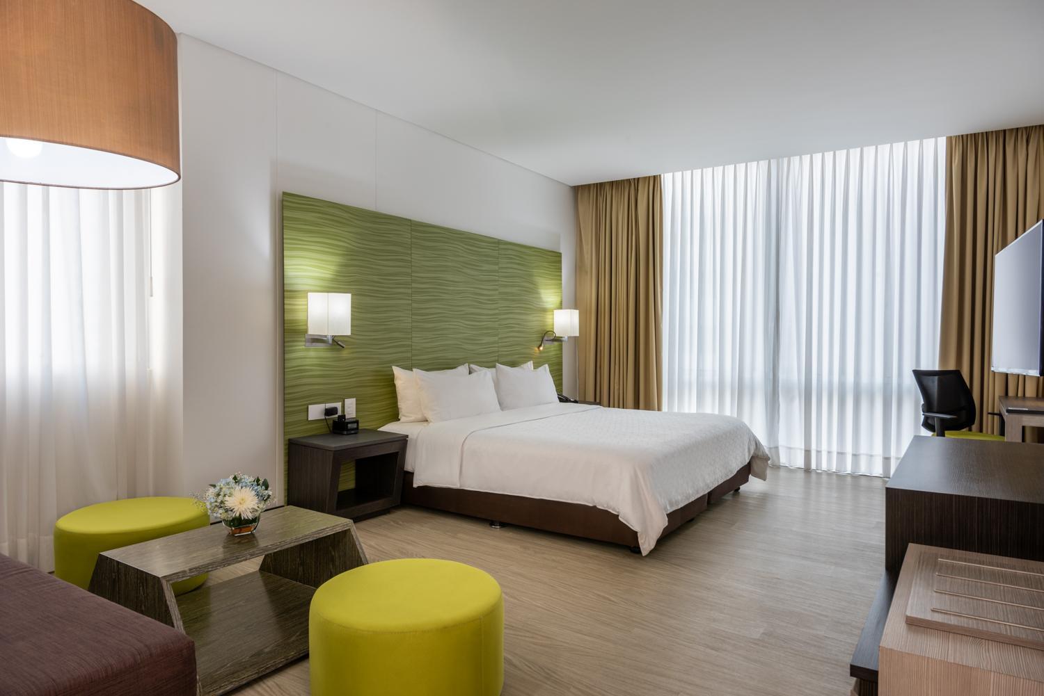 Superior King Room