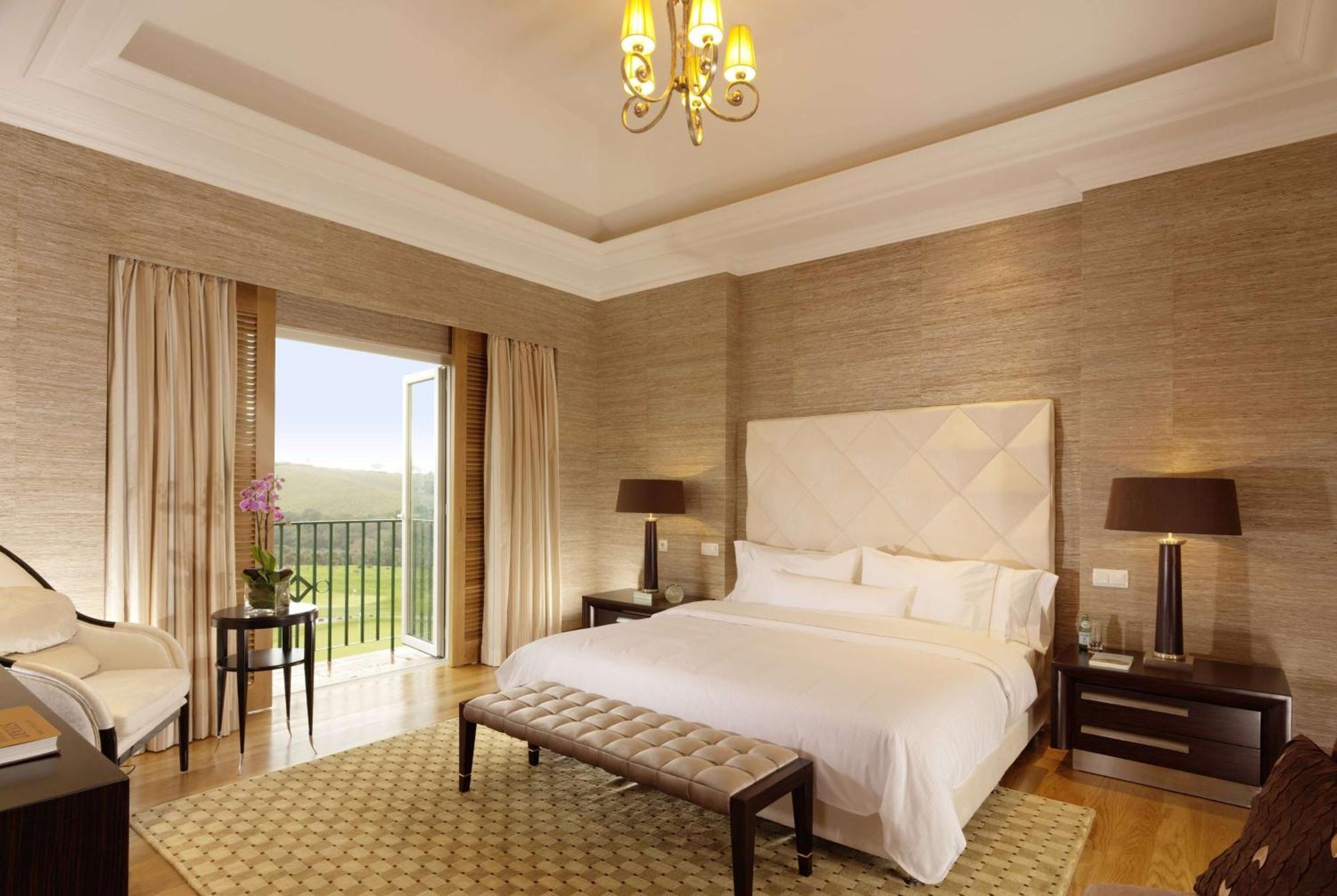 Royal Suite Golf View