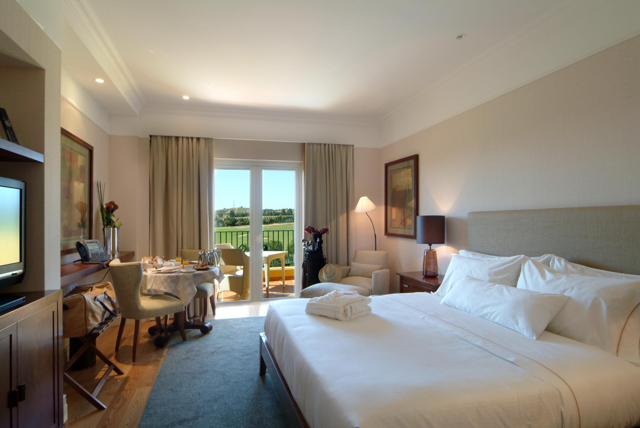 Premium King Room Golf View