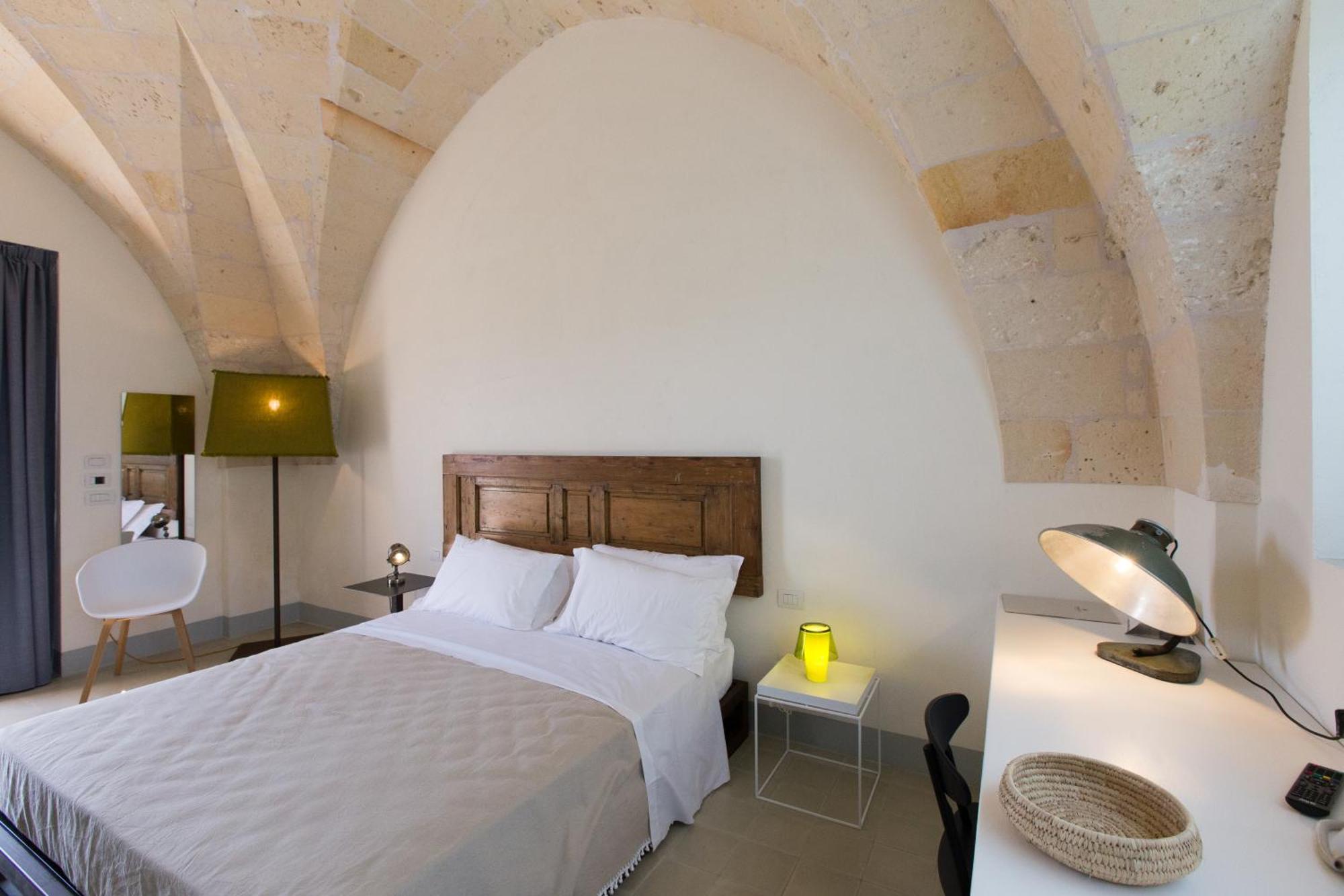 Classic Double Room,1279811818:JPEG