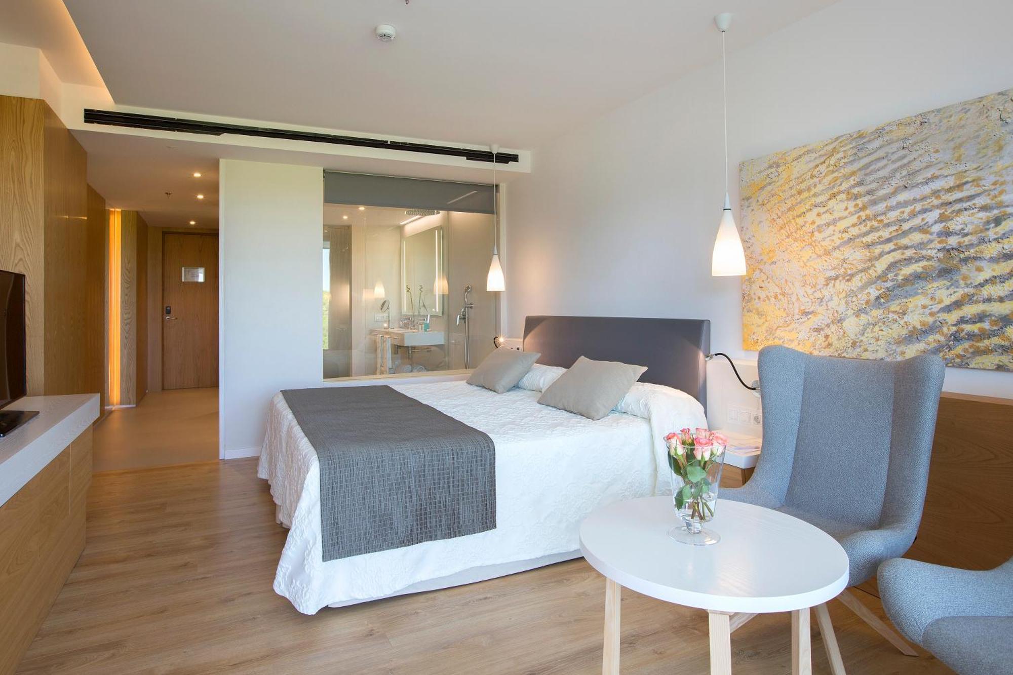 Chambre Double - Vue sur Piscine